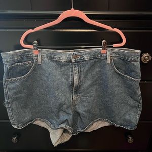 Levi’s shorts